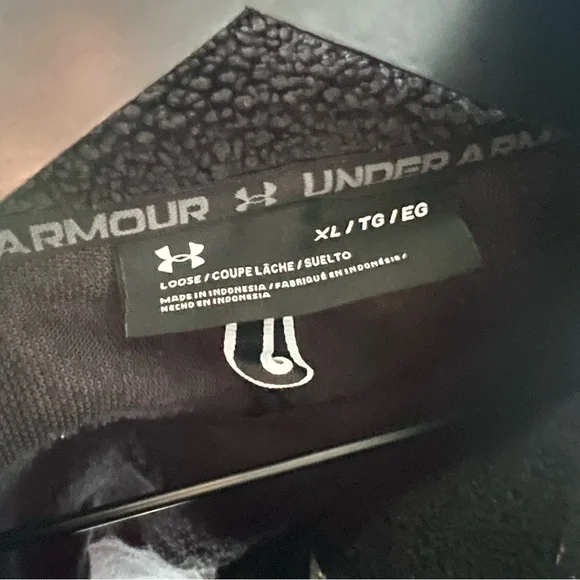 Under Armour Men’s Mission Boucle Swacket Size XL Black